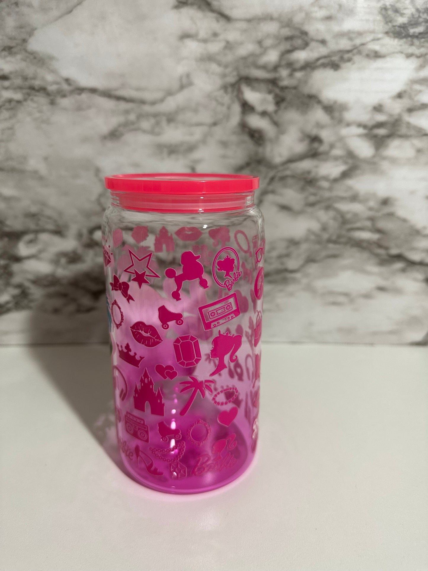 Barbie in Malibu Cup, Pink