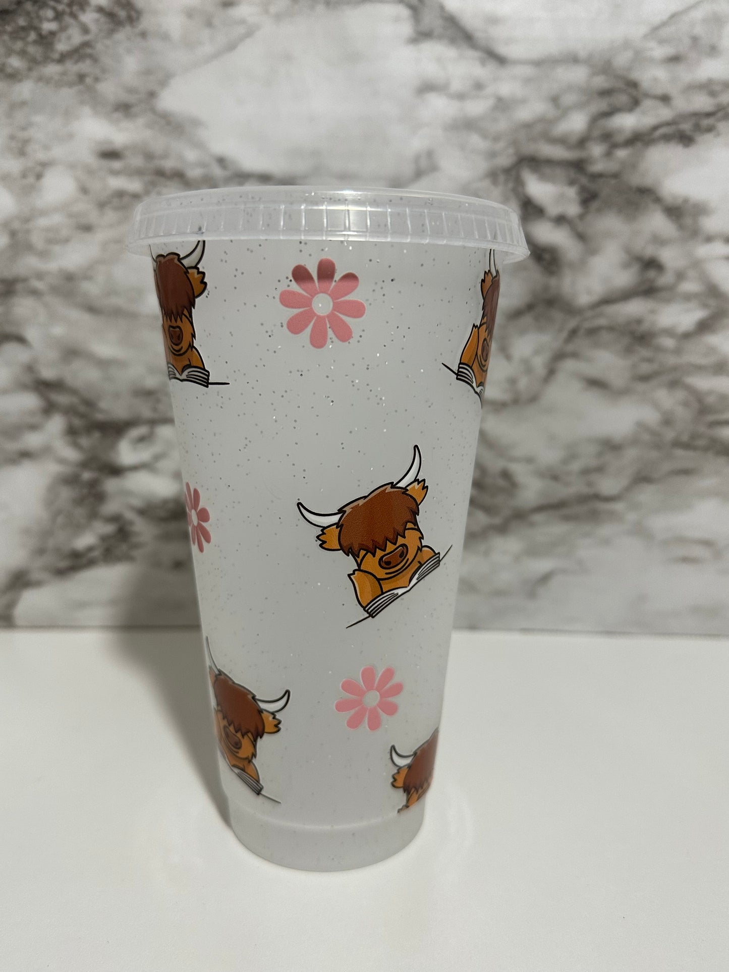 Highland Cow, Cup w Straw