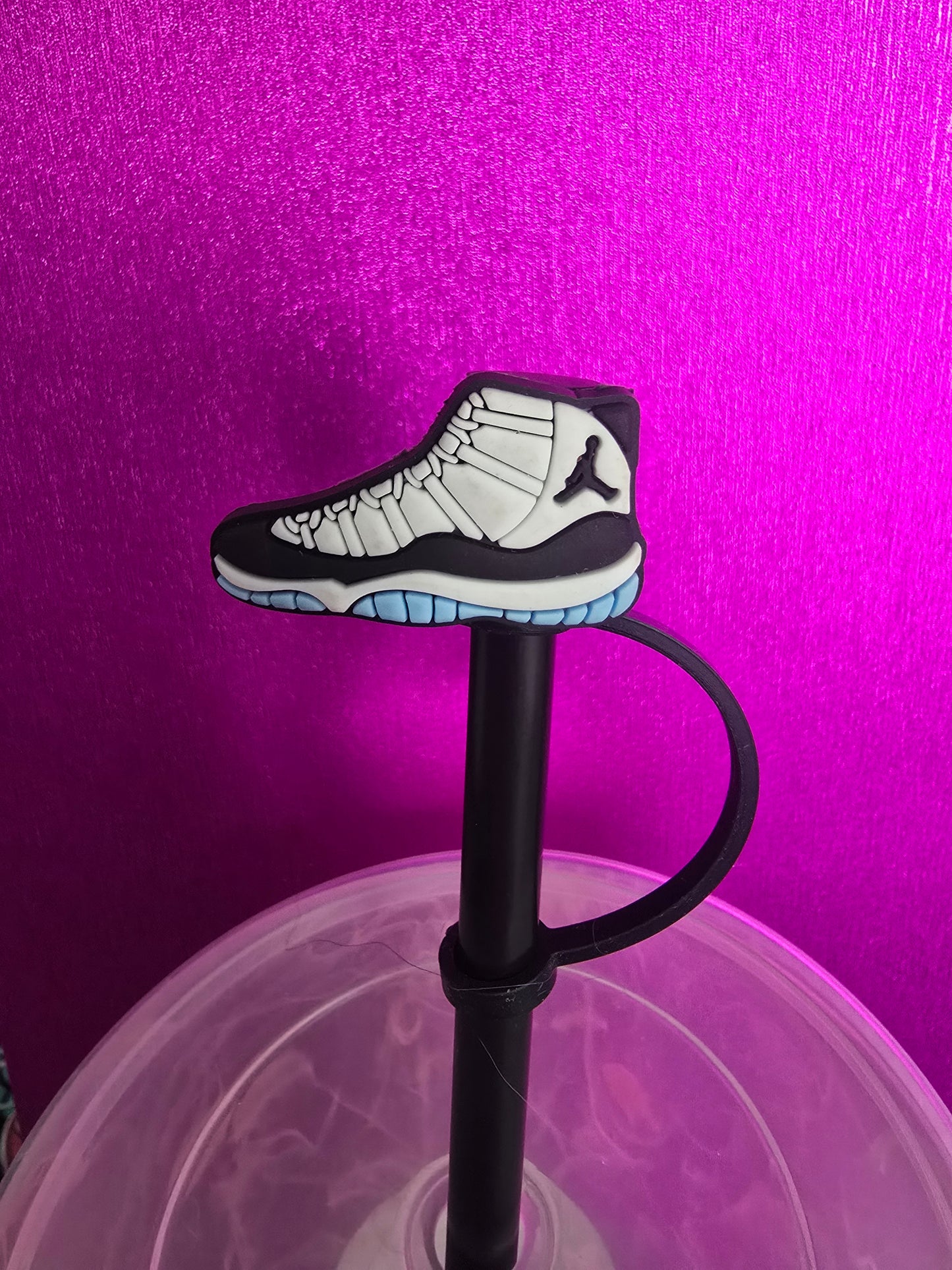 J Shoe Straw Topper