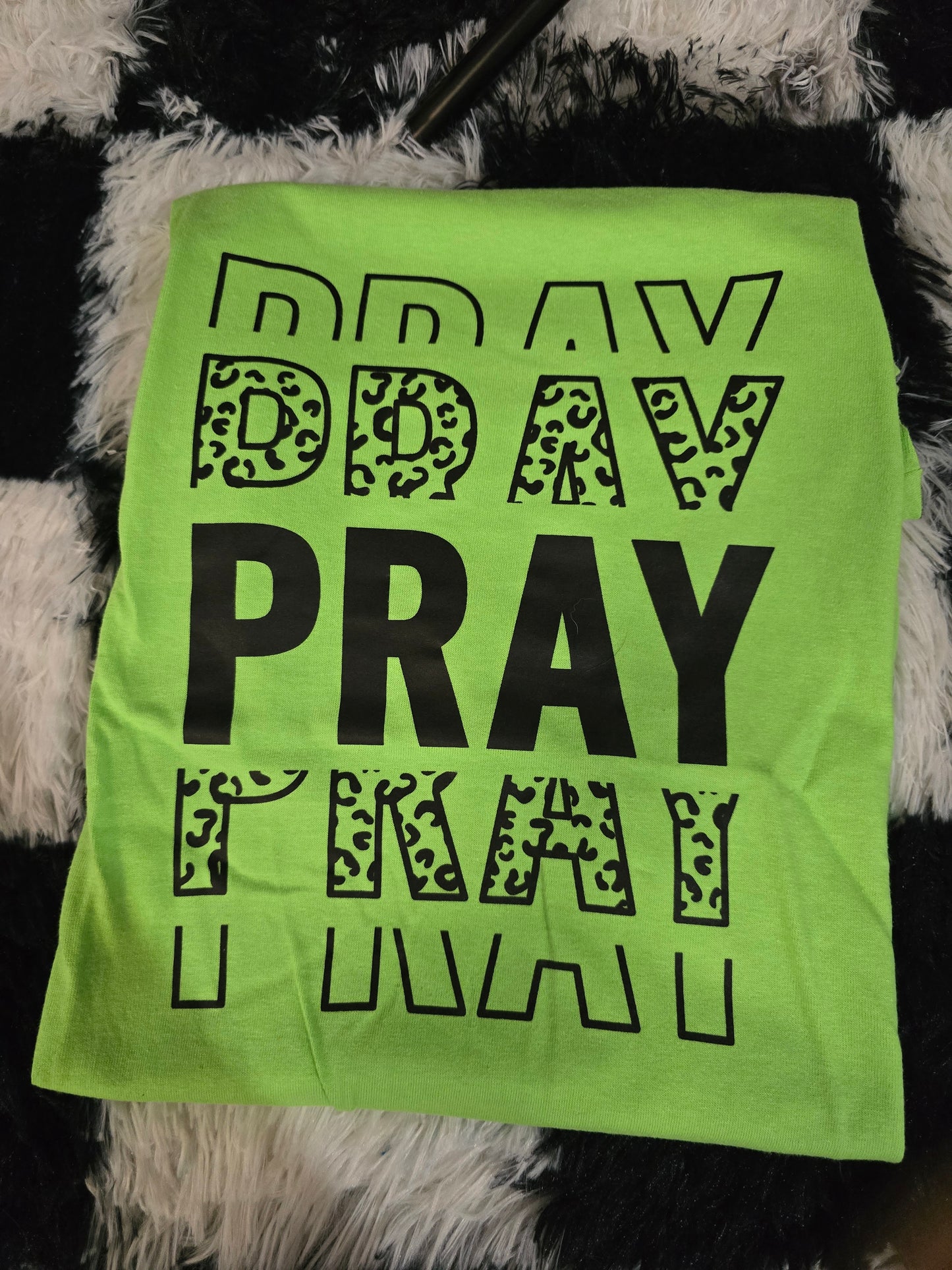 Pray Leopard Tee, Lime