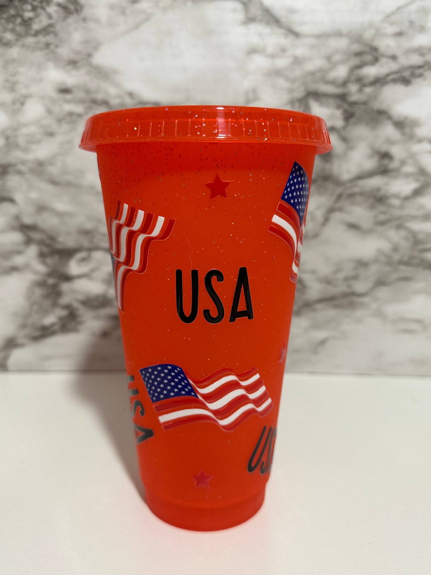 USA Strong, Cup w Straw