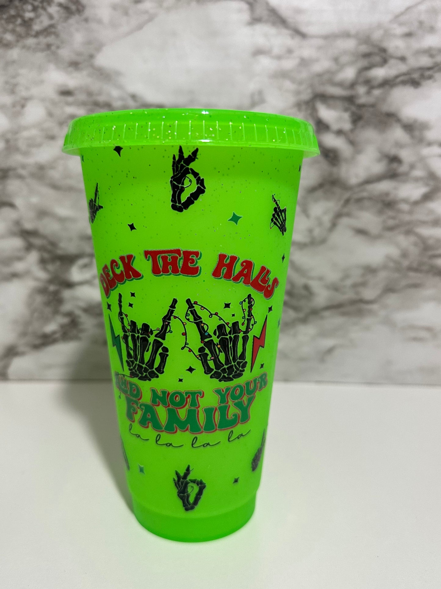 Deck the Halls, Green Cup w Straw