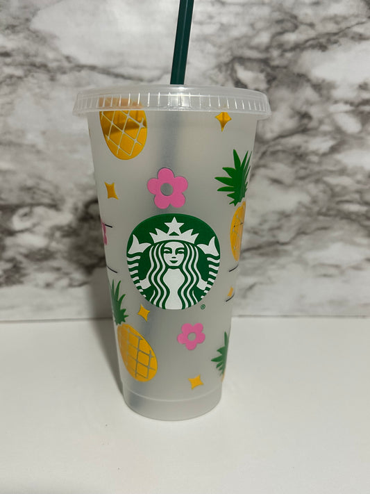 Pineapple Cup w Straw