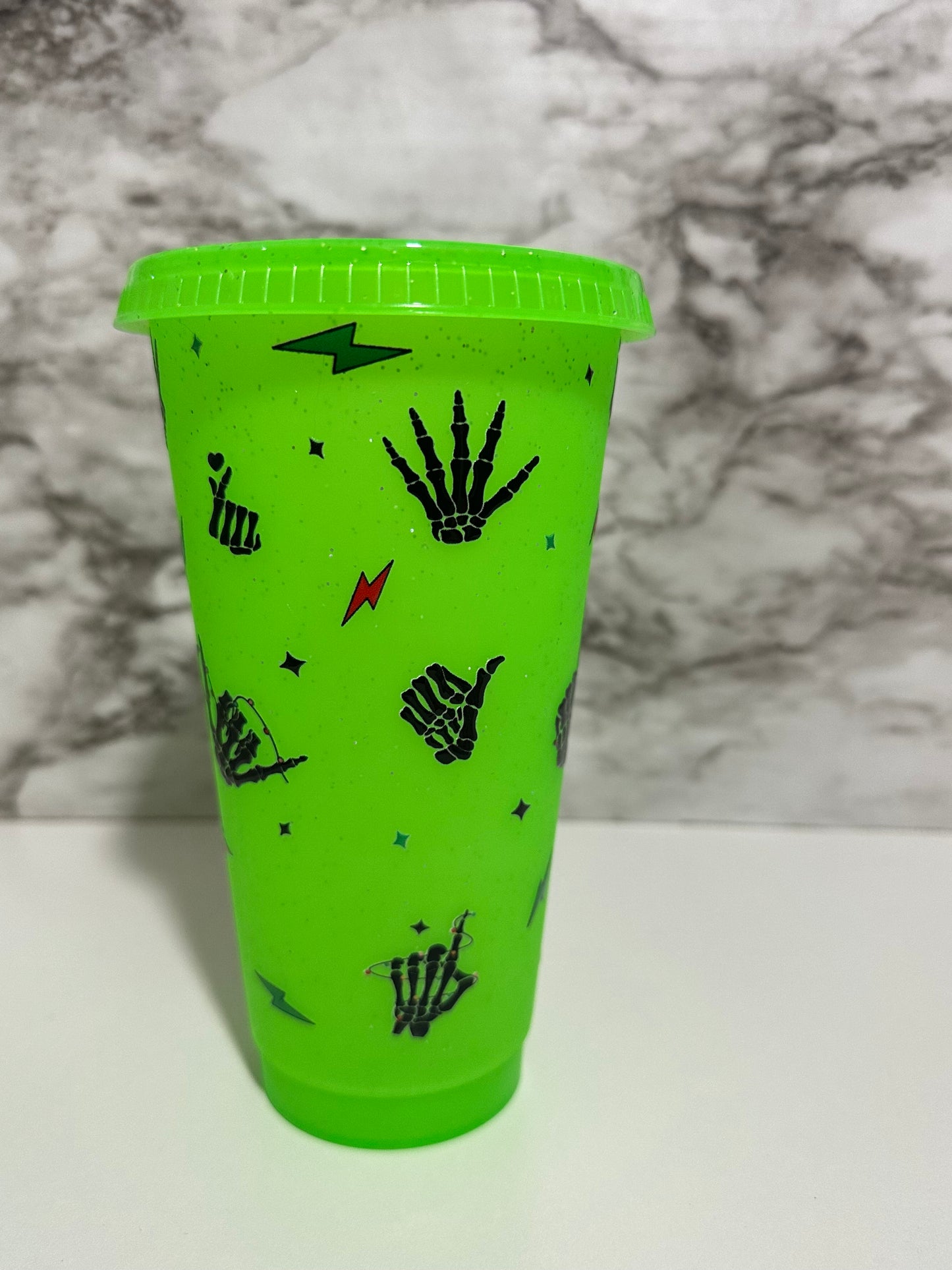 Deck the Halls, Green Cup w Straw