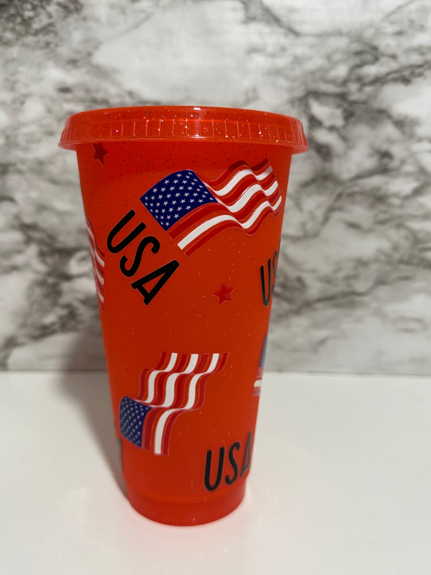 USA Strong, Cup w Straw