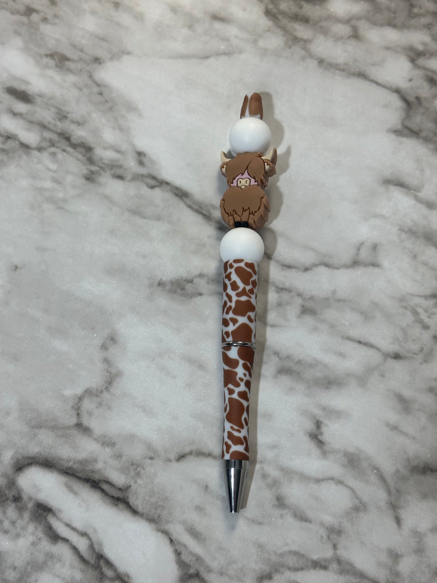 Momma Highland Cow Pen