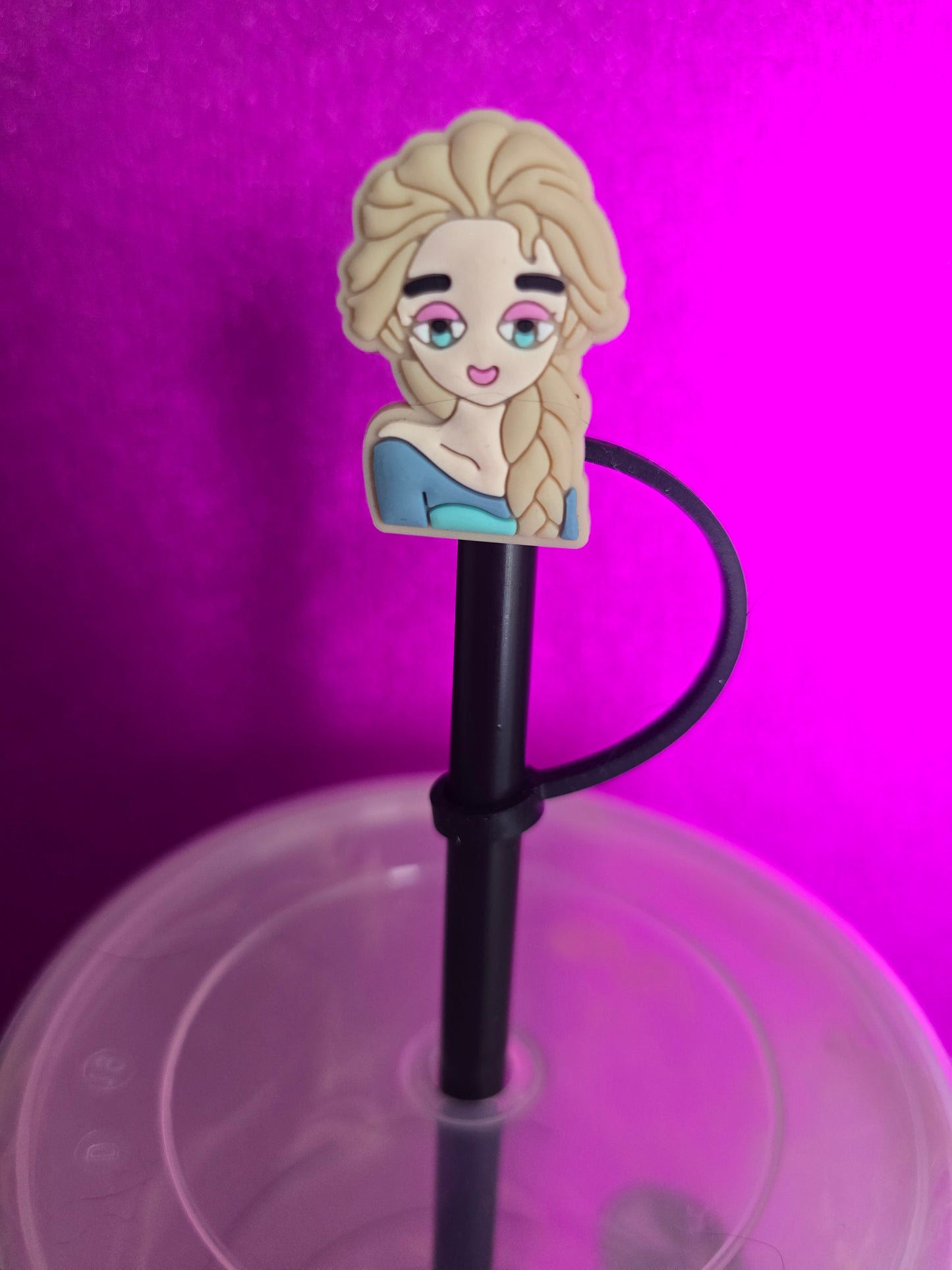 Elsa Straw Topper