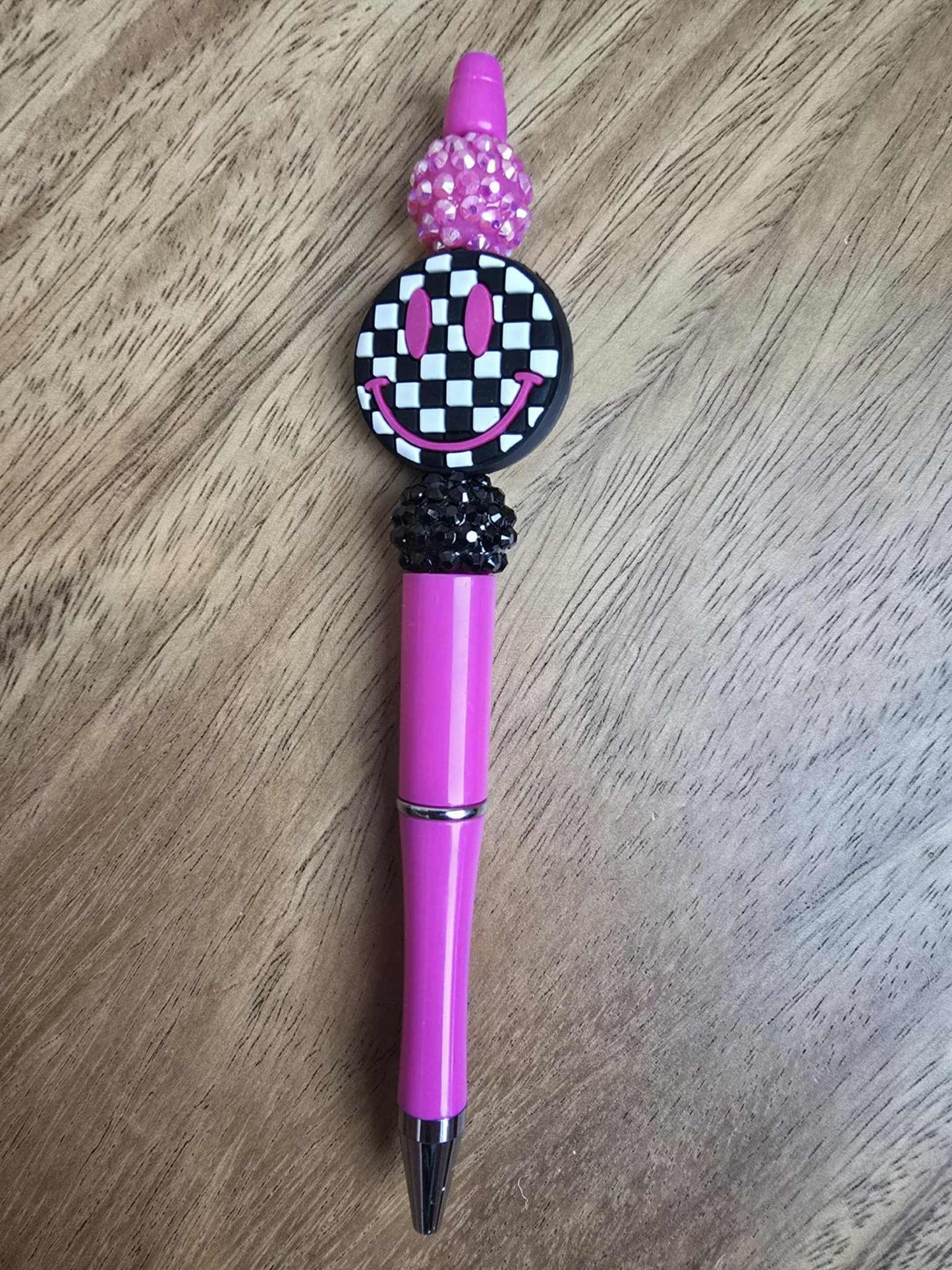 Checkered Smiley Pen, P&B